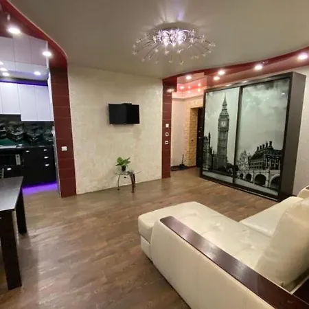 Appartamento Geraeumige Wohnung Mit Sofas Und Betten Lipsia