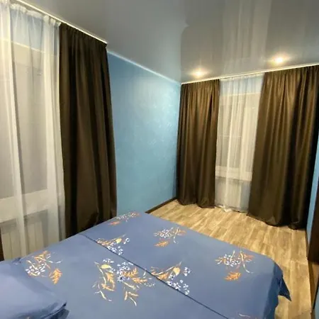 Apartment Geräumige Wohnung mit Sofas und Betten *